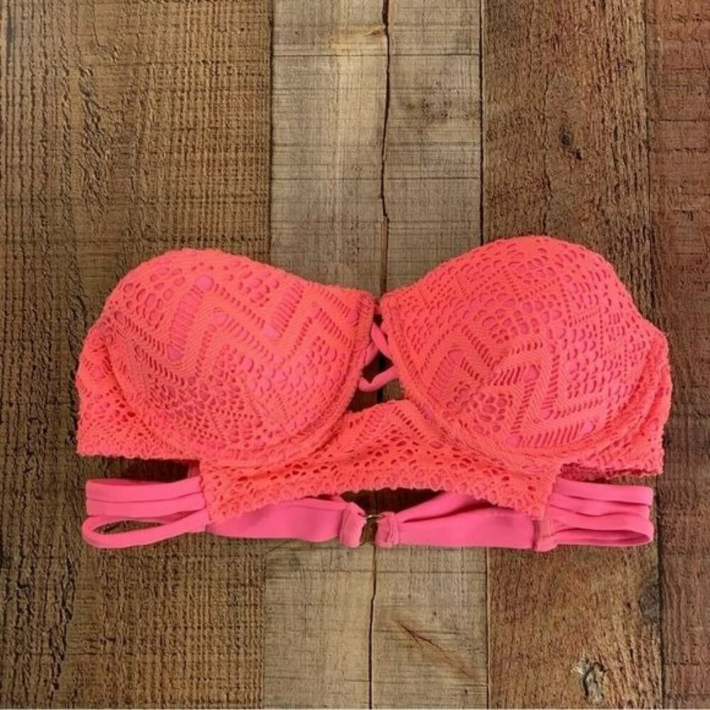 Tinibikini Swimwear women's size XS crocheted bikini top pink